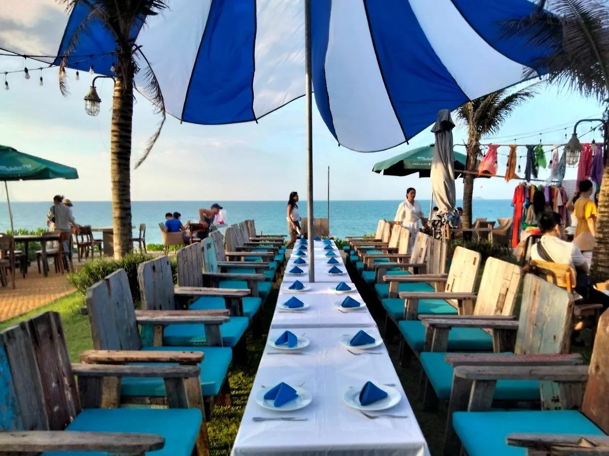 Beachside Boutique Resort Hoi An Hotel